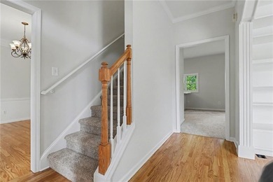 Welcome home to this spacious and well-designed property - photo 5