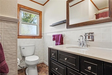 Country living at its finest! Welcome to this retreat with a - photo 15