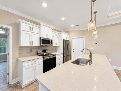 ASSUMABLE 2.75% VA LOAN! Welcome to 2 W Casa Loma. Built in 2021 - photo 18