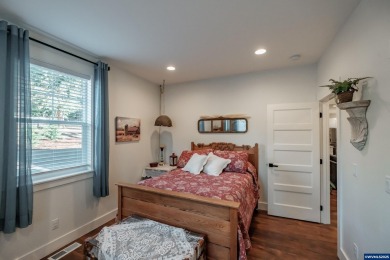 Accepted Offer with Contingencies. Like-new 2020 home with 3