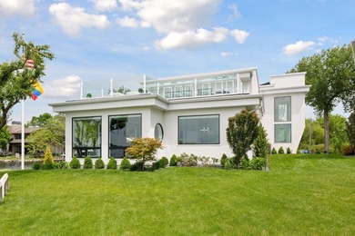LAKE LIFE - WAYZATA STYLE - 220ft of Lake Minnetonka Shoreline | - photo 23