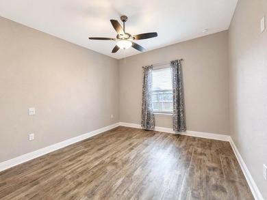 ASSUMABLE 2.75% VA LOAN! Welcome to 2 W Casa Loma. Built in 2021 - photo 25