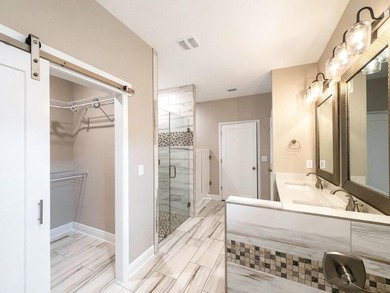ASSUMABLE 2.75% VA LOAN! Welcome to 2 W Casa Loma. Built in 2021 - photo 29