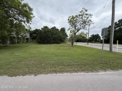 Cleared corner lot in Biloxi, just minutes from casinos, beaches - photo 1