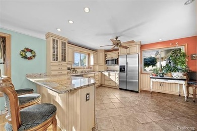 Welcome to the waterfront lifestyle in The Colony! Enjoy - photo 4