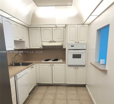 ALLOWED - SELLER MOTIVATED !!! BEAUTIFUL 1 BED/ 1 BATH - 1,005 - photo 5