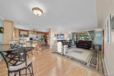 Welcome to the waterfront lifestyle in The Colony! Enjoy - photo 5