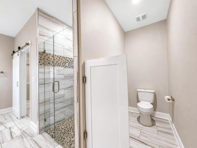 ASSUMABLE 2.75% VA LOAN! Welcome to 2 W Casa Loma. Built in 2021 - photo 36