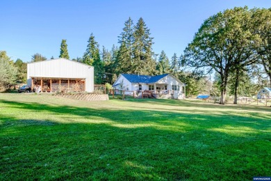 Accepted Offer with Contingencies. Like-new 2020 home with 3