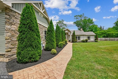 Rebuilt in 2019, this gorgeous 3,204 sq. ft. rancher perfectly - photo 3