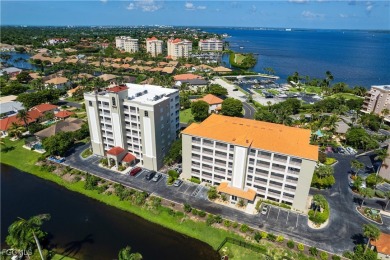 Caloosahatchee River Condo For Sale in Fort Myers Florida