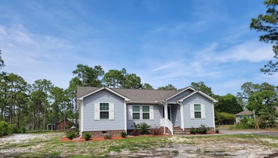 Boiling Spring Lake Home For Sale in Southport North Carolina