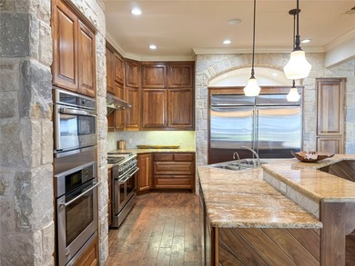 Brazos River views, custom rockwork, and over 5,300 sq ft of - photo 12