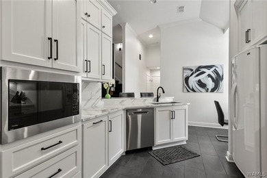Beautifully remodeled with every square inch thoughtfully - photo 14