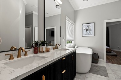 Beautifully remodeled with every square inch thoughtfully - photo 22