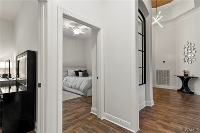 Beautifully remodeled with every square inch thoughtfully - photo 29