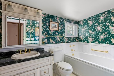 Built in 1832 and owned by the same family for nearly 50 years - photo 34