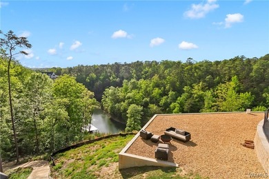 Beautifully remodeled with every square inch thoughtfully - photo 34