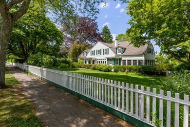 Built in 1832 and owned by the same family for nearly 50 years - photo 41