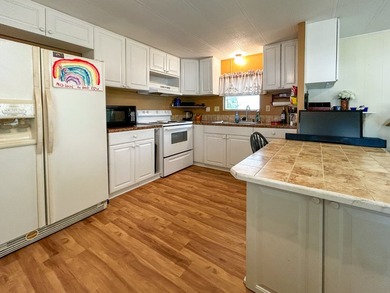 Move in ready! Motivated Seller! Wake up tomorrow in your own - photo 6