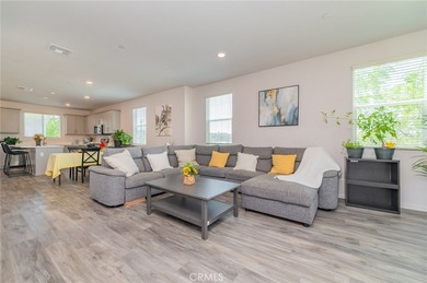 Beautiful 4 bedroom, 3.5 bathroom townhome located at Harbor - photo 14