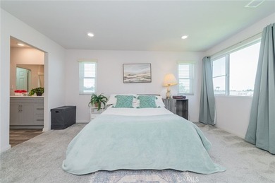 Beautiful 4 bedroom, 3.5 bathroom townhome located at Harbor - photo 22