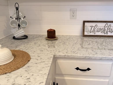 Fully Renovated & Move-In Ready! Welcome to this beautifully - photo 23