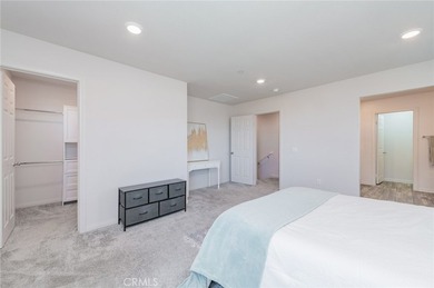 Beautiful 4 bedroom, 3.5 bathroom townhome located at Harbor - photo 24