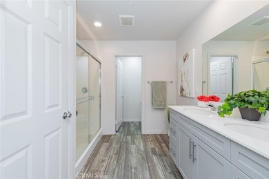 Beautiful 4 bedroom, 3.5 bathroom townhome located at Harbor - photo 25