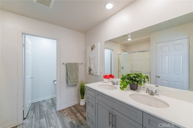 Beautiful 4 bedroom, 3.5 bathroom townhome located at Harbor - photo 26