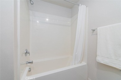 Beautiful 4 bedroom, 3.5 bathroom townhome located at Harbor - photo 34