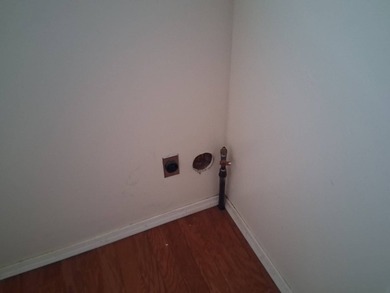 This 1000 sq ft home has 2 bed 2 bath and sits on 14.5 acres - photo 36