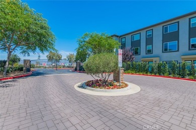 Beautiful 4 bedroom, 3.5 bathroom townhome located at Harbor - photo 46