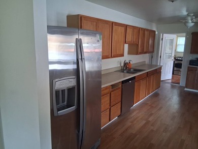 This 1000 sq ft home has 2 bed 2 bath and sits on 14.5 acres - photo 46
