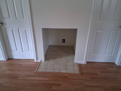 This 1000 sq ft home has 2 bed 2 bath and sits on 14.5 acres - photo 47
