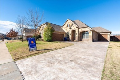 Lake Ray Hubbard Home For Sale in Rowlett Texas