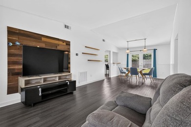Welcome to this beautifully redone 2 bed 2 bath home with an - photo 4