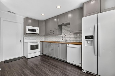 Welcome to this beautifully redone 2 bed 2 bath home with an - photo 9