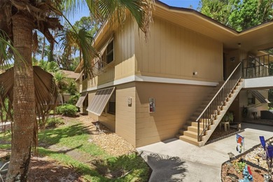 Welcome to this charming and incredibly well-maintained - photo 1