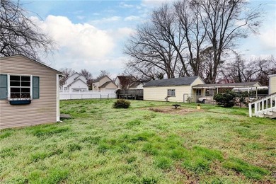 Charming bungalow featuring 2 bedrooms and 1 full bath