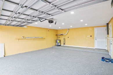 GOOD OPPORTUNITY!!! UPDATED HOME WITH 3BR/2BATH/4TH BEDROOM OR - photo 24