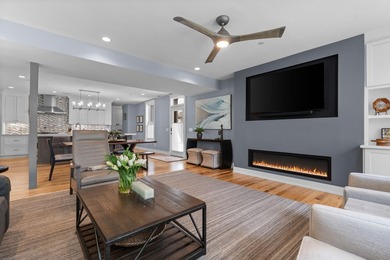Rare turnkey Kerrytown residence with a historic double-brick - photo 12