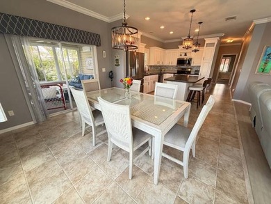 Welcome to your beautifully maintained, move-in ready lakefront - photo 13