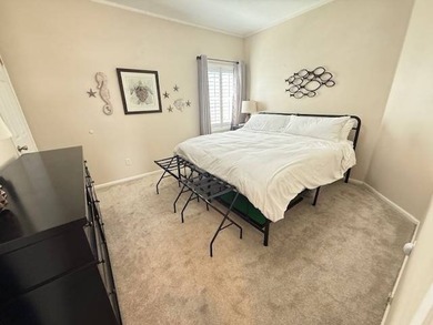 Welcome to your beautifully maintained, move-in ready lakefront - photo 19