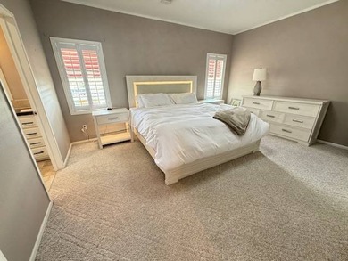 Welcome to your beautifully maintained, move-in ready lakefront - photo 22