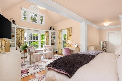 Welcome to Sans Souci, a distinguished circa 1895 Queen Anne - photo 23