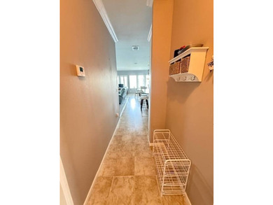 Welcome to your beautifully maintained, move-in ready lakefront - photo 33