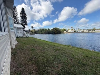 Welcome to your beautifully maintained, move-in ready lakefront - photo 37