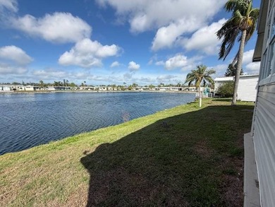 Welcome to your beautifully maintained, move-in ready lakefront - photo 38