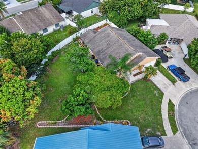 Welcome to this charming 3-bedroom, 2-bathroom CBS home situated - photo 40